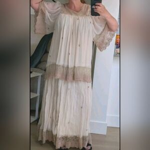 Badgley Mischka Top Skirt Set Cottage Core Bohemian Magnolia Cream Pearl Lace
